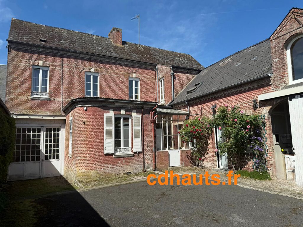 Maison  9 pièce(s) 221 m2