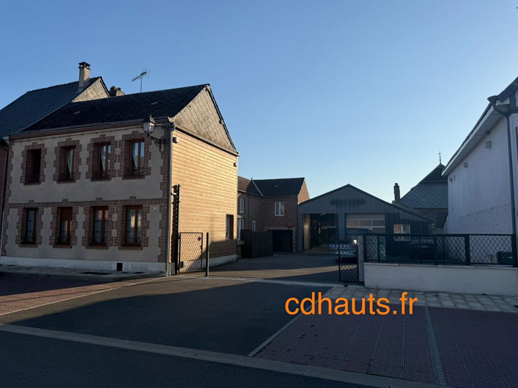 Maison Brunehamel 7 pièce(s) 174 m2